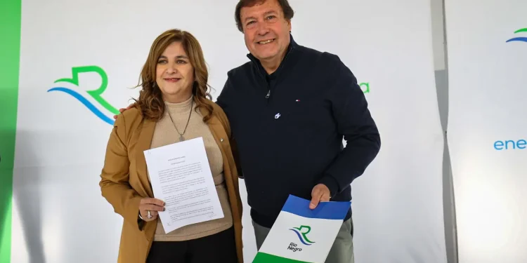 Bono petrolero: Catriel recibe $720 millones para obras y equipamiento