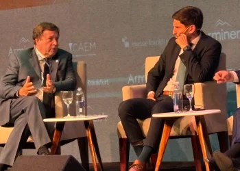 RIO NEGRO: Weretilneck inauguró el stand de Río Negro en la feria Arminera