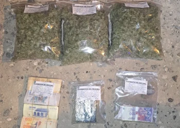 ROCA: Policía secuestró droga, dinero, motos y detuvo a un hombre