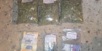 ROCA: Policía secuestró droga, dinero, motos y detuvo a un hombre