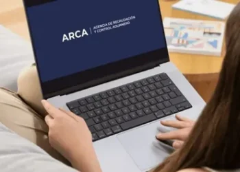 Blanqueo de capitales: ya no se informará a ARCA compras por debajo de los $10 millones