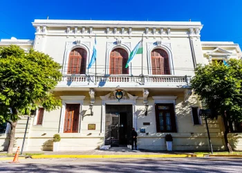 RIO NEGRO: Día del Empleado Público «Provincia declara no laborable el 27 de junio»