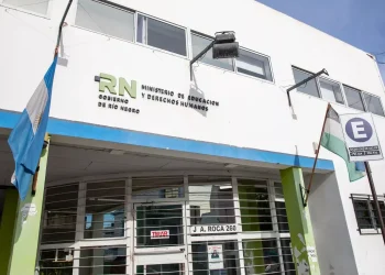 RIO NEGRO: El 52% de los docentes asistió a su jornada laboral