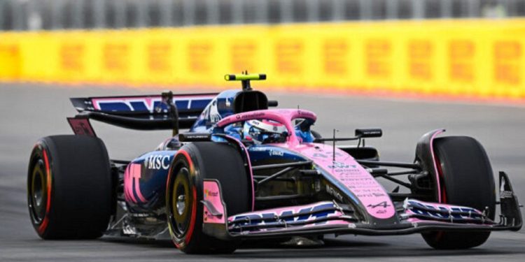 Franco Colapinto finalizó 13° en el Gran Premio de Canadá  El piloto argentino largó 10°, tuvo buen ritmo en varios tramos y se vio beneficiado por el abandono de Lando Norris tras el insólito choque entre los McLaren.