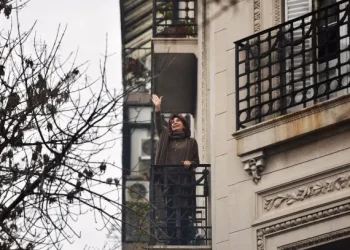 NACIONALES: El posteo de Cristina Kirchner en la previa a la marcha en su apoyo: «¿Puedo salir al balcón?»