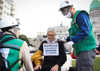 El Gobierno confirmó que vetará aumento a jubilados