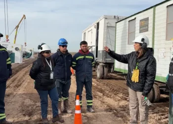 Trabajo inspeccionó el oleoducto Vaca Muerta Oil Sur en Chichinales