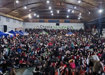 CHOELE CHOEL: Bingo, baile y un auto 0km «Choele encendió su cumpleaños con una fiesta inolvidable»