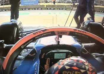 Colapinto abandonó el GP de Gran Bretaña por un problema con su auto