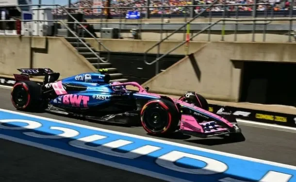 Franco Colapinto mostró progresos: así le fue en el segunda práctica del GP de Gran Bretaña  El piloto argentino cerró la FP2 en el último puesto, pero con tiempos competitivos frente a su compañero Pierre Gasly. Sigue siendo un fin de semana difícil para Alpine.
