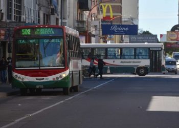 BAHIA BLANCA: Disposición de los servicios establecida con motivo del feriado nacional