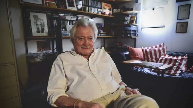 NACIONALES: Murió el periodista y escritor Mario Mactas a los 80 años  Su extensa carrera en medios gráficos, radio y televisión lo convirtió en una voz emblemática del periodismo argentino.