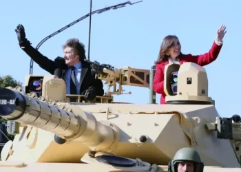 Javier Milei canceló el desfile militar