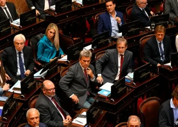 NACIONALES: Revés para el Gobierno el Senado: son ley la suba de jubilaciones, moratoria previsional y emergencia en discapacidad