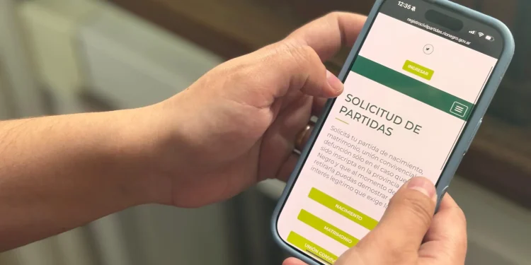 Registro Civil: crece la demanda de trámites online en Río Negro  Con más de 20.000 gestiones realizadas en el primer semestre del 2025, el Registro Civil continúa acercando a la comunidad la posibilidad de realizar distintos trámites vinculados al organismo de manera online, facilitando el acceso a documentaciones de forma ágil y gratuita.