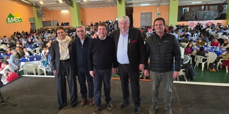 RIO NEGRO: Todos los candidatos para las elecciones de octubre  La provincia gobernada por Alberto Weretilneck renueva sus tres senadores y dos de sus cinco bancas de diputados. Todos los candidatos tras el cierre de listas.