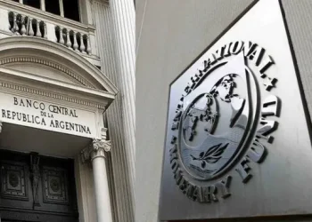 NACIONALES: En medio del salto del dólar, el FMI aprobó la revisión del acuerdo con la Argentina y desembolsará otros u$s2.000 millones