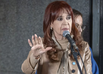 NACIONALES: Cristina Kirchner arremetió contra Milei: “Sos muy cobarde”