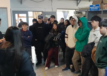 Estudiantes del CET 13 de Choele Choel visitaron la fábrica de ALTEC