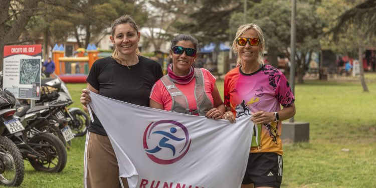 Sierra Corre 2025: Deporte, naturaleza y comunidad en las sierras  El sábado 13 de septiembre se realizó la tercera edición de Sierra Corre, un evento organizado por la Experiencia Educativa El Junquero, en articulación con los municipios de Tornquist y Coronel Suárez.