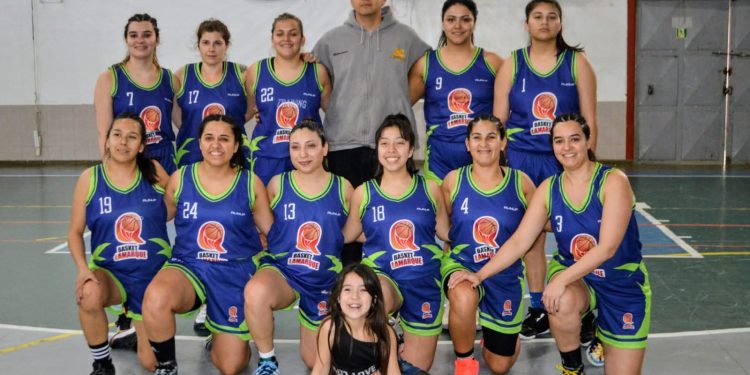LAMARQUE: Doble triunfo para Lamarque en la Liga Femenina de Básquet  Este domingo 24 de agosto se jugó la tercera fase de la Liga Regional de Básquet Femenino en Choele Choel.