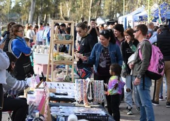 BAHIA BLANCA: Ferias para el finde que da inicio a la Primavera