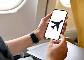 «Modo avión» puede potenciar el rendimiento del celular pero pocos lo usan: los 3 beneficios que no conocías