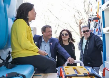 Renovación histórica: Weretilneck entregó más de 80 vehículos para salud