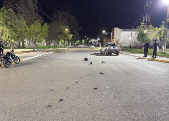 LAMARQUE: En horas de la madrugada del domingo, alrededor de las 2:00, se registró un accidente de tránsito en la intersección de las calles Rivadavia y Sarmiento