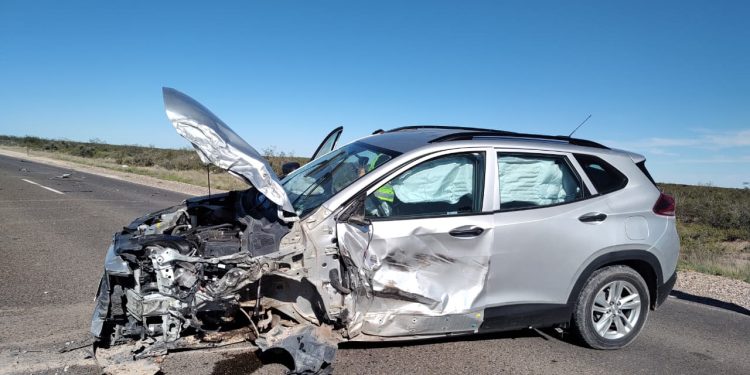 Un Bahiense accidentado en la Ruta Nacional 22 Este jueves por la tarde, alrededor de las 16 horas, personal de Bomberos Voluntarios de la ciudad de Choele Choel informó sobre un siniestro vial ocurrido en el kilómetro 993 de la Ruta Nacional 22