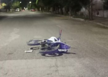 CHOELE CHOEL: Alrededor de las 00:30 horas del domingo, personal policial fue alertado sobre un accidente de tránsito ocurrido en la intersección de las calles Pacheco y República Argentina