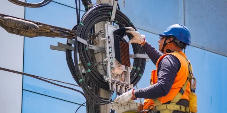 Diputados alertan por el éxodo de 16 multinacionales del país La diputada, Belén Malaisi, expresó su preocupación por el retiro de 16 multinacionales que dejaron de operar en Argentina desde 2023.