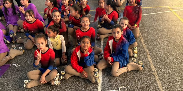LAMARQUE: La Escuelita de Patín fue sede del último Open Durante el fin de semana, la Escuela Municipal de Patín Artístico de Lamarque, fue sede del último Open Interprovincial de la Liga LIPPA.