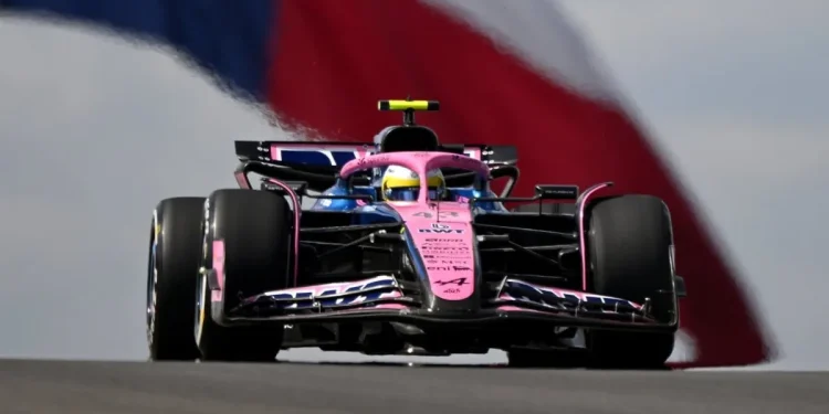 Franco Colapinto finalizó 17° en el Gran Premio de Estados Unidos  El argentino ignoró una orden de su equipo y adelantó a Pierre Gasly en el final del GP de Austin. Max Verstappen se quedó con la victoria en COTA y estiró su ventaja en la lucha por el título de Fórmula 1