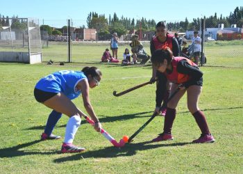 Lamarque participó de un encuentro regional de Hockey