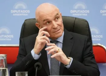 En medio del escándalo, José Luis Espert renunció a la la Comisión de Presupuesto