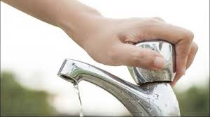 TORNQUIST: Habrá una reducción del suministro de agua este miércoles  Tornquist Municipio informa que, por tareas de reparación, este miércoles de 13 a 15 h, habrá una reducción en el suministro de agua corriente en la localidad cabecera.