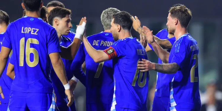 Argentina aplastó 6-0 a Puerto Rico  Con la vuelta de Lionel Messi y muchos debutantes, el conjunto de Lionel Scaloni se impuso con comodidad en Miami, en su segunda prueba pensando en el Mundial 2026.