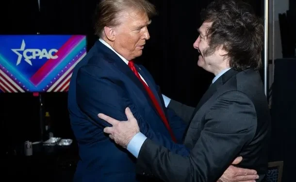 Donald Trump celebró el triunfo de Javier Milei: «El pueblo justificó nuestra confianza en él»  El presidente de Estados Unidos felicitó al mandatario argentino por su “aplastante” victoria y reafirmó su apoyo político y económico.