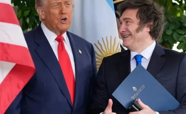 La condición de Trump a Milei tras el respaldo: «Si pierden las elecciones, no seremos generosos» El mandatario estadounidense condicionó su apoyo al país dependiendo del resultado de las elecciones legislativas nacionales.