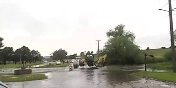 VILLA VENTANA: Se inundó el ingreso y un sector de la Ruta 72