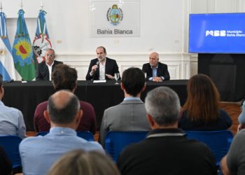 BAHIA BLANCA: Alianza para el futuro «el Municipio y las empresas acuerdan el financiamiento de 13 de las obras hidráulicas que la ciudad necesita»