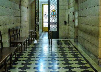 BAHIA BLANCA: Juzgan a dos hermanos por intentar matar otro por una casa