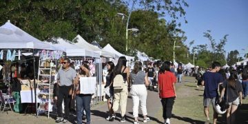 BAHIA BLANCA: Ferias para recorrer el sábado y domingo