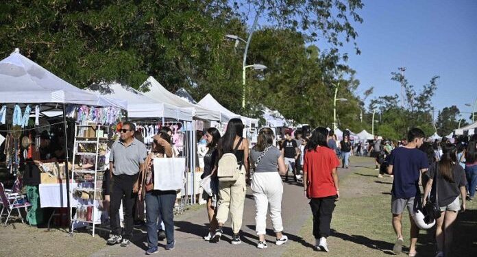 BAHIA BLANCA: Ferias para recorrer el sábado y domingo