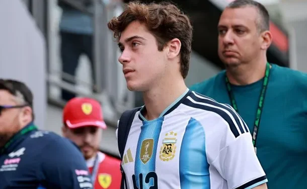 Franco Colapinto será piloto titular de Alpine en 2026: Argentina seguirá en la Fórmula 1 El joven bonaerense fue confirmado oficialmente por la escudería francesa y se convertirá en el primer piloto argentino en la máxima categoría en más de cuatro décadas.