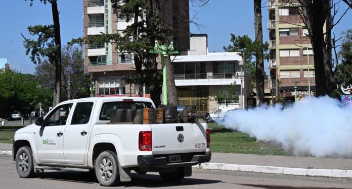 BAHIA BLANCA: Fumigación por barrios de Bahía