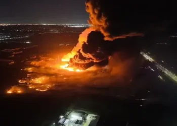 Así se vio el incendio en Ezeiza desde las alturas: impresionantes imágenes