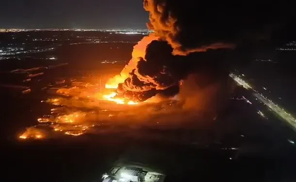 Así se vio el incendio en Ezeiza desde las alturas: impresionantes imágenes