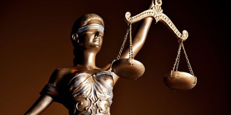 BAHIA BLANCA: Detienen a un hombre por tenencia y distribución de material de abuso sexual infantil En el marco de una investigación realizada por la UFIJ N.º 20, a cargo del fiscal Rodolfo De Lucia, el Juzgado de Garantías N.º 1 ordenó la detención de Cristian Hernán Grimalt Villanueva en su domicilio de Charlone al 300 de Bahía Blanca, por tener y distribuir material de abuso sexual infantil.